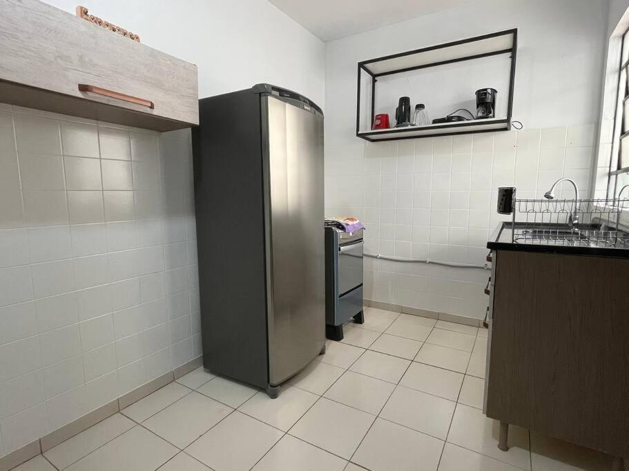 Apartamento 2 Qts Excelente Localizacao - Ev05 *